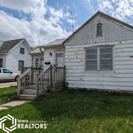 Buy this 2 bed house on 1362 Avenue G in Fort Madison, IA 52627