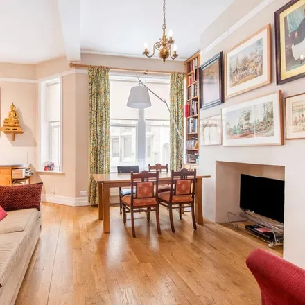 Rent this 4 bed apartment on 40-121 Bedford Court Mansions in Bedford Avenue, London