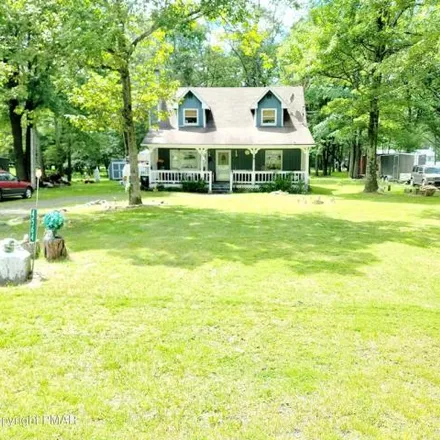 Image 2 - 4568 Pine Ridge Drive West, Pine Ridge, Lehman Township, PA 18324, USA - House for sale