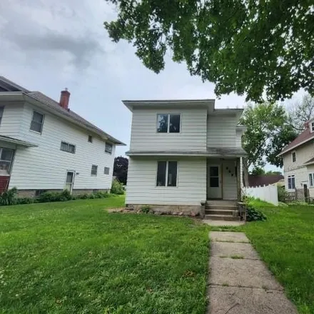 Buy this 2 bed house on 606 E St in Algona, Iowa