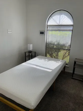 Image 1 - Arlington, TX, US - Room for rent