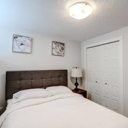 Rent this 2 bed apartment on Calgary in AB T3M 3P6, Canada