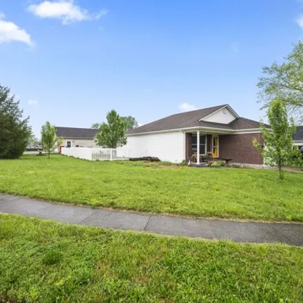 Image 3 - 238 Kevin Drive, Nicholasville, KY 40356, USA - House for sale