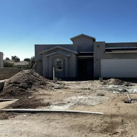 Buy this 3 bed house on 2963 Gravel Creek Road in Las Cruces, NM 88011