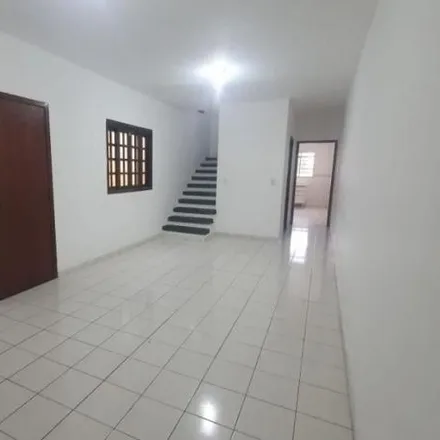 Buy this 3 bed house on Rua Ipatinga in Jardim Sul, São José dos Campos - SP