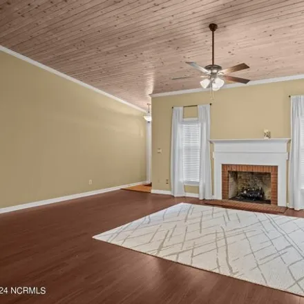 Image 7 - 4851 Briar Hill Road, Cypress Shores, New Bern, NC 28562, USA - House for sale