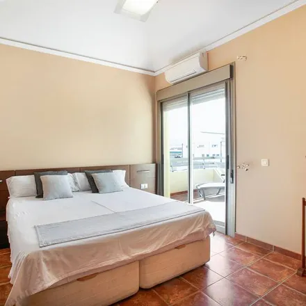 Rent this 3 bed house on Granadilla in Calle el Cerquito, 38616 Granadilla de Abona