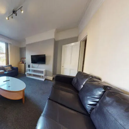 Rent this 7 bed house on Richmond Mount in Leeds, LS6 1DF