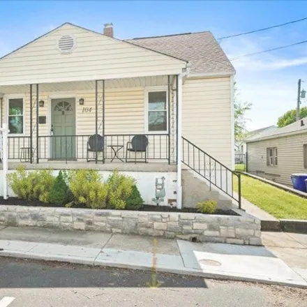 Buy this 3 bed house on 100 Summer Street in Hagerstown, MD 21740