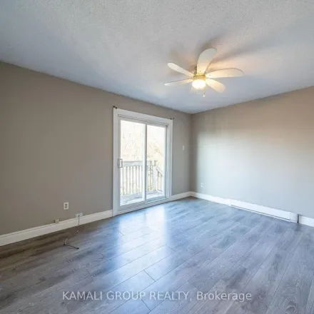 Image 3 - 380 Phillip Murray Avenue, Oshawa, ON L1J 1G5, Canada - Apartment for rent