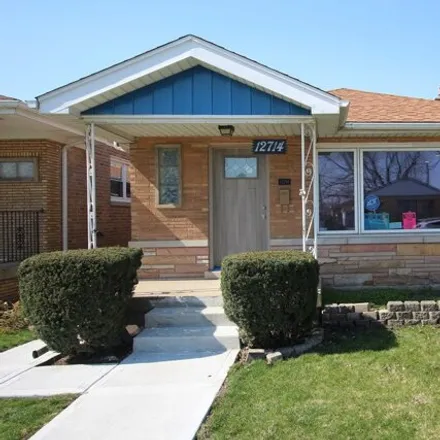 Rent this 3 bed house on 12714 Justine Street in Calumet Park, Calumet Township