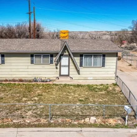 Buy this 3 bed house on 709 Apache Avenue in Aztec, NM 87410