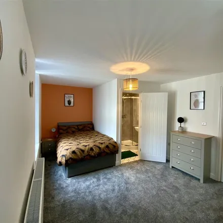 Image 7 - Herbert Street, Burnley, BB11 4JX, United Kingdom - Apartment for rent