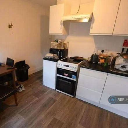 Image 7 - 74 Newcombe Road, Bedford Place, Southampton, SO15 2FS, United Kingdom - House for rent
