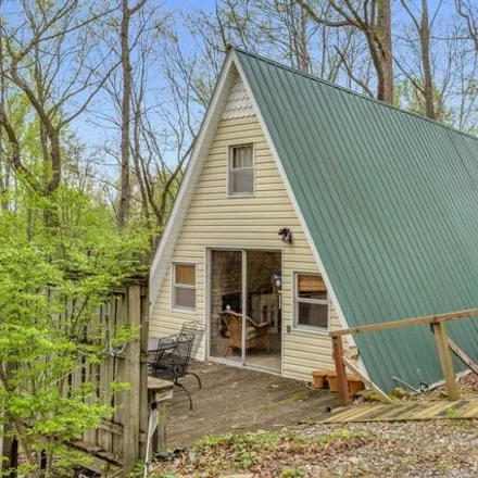 Buy this 1 bed house on Wilson Loop in DeKalb County, TN