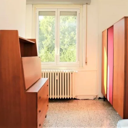 Rent this 5 bed room on Via Jacopino da Tradate in 13, 20155 Milan MI