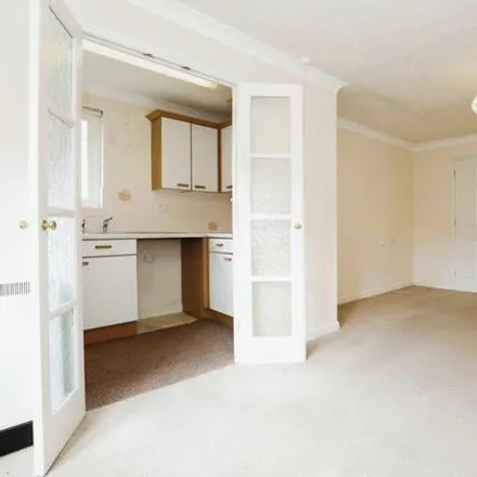 Image 4 - Rokeby Street, Clifton Road, Rugby, CV21 3QU, United Kingdom - Apartment for sale