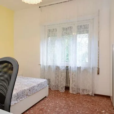 Image 3 - Giardino El Salvador, Viale Egeo, 00144 Rome RM, Italy - Apartment for rent