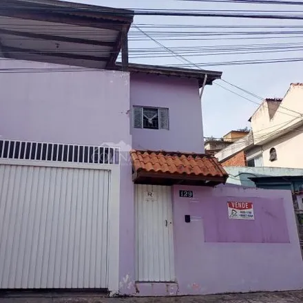 Buy this 6 bed house on Rua Carlos Drummond de Andrade in Jardim Santa Lúcia, Várzea Paulista - SP