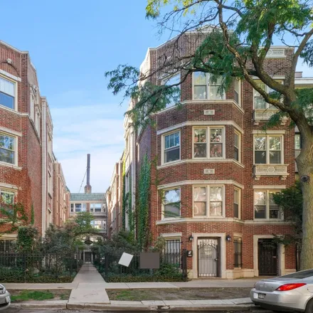 Image 1 - 5400-5406 North Kenmore Avenue, Chicago, IL 60640, USA - House for sale