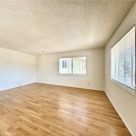 Image 3 - 776 West 17th Street, Los Angeles, CA 90731, USA - Apartment for rent