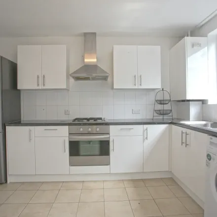 Rent this 3 bed townhouse on 4-32 Culmore Road in London, SE15 2RQ