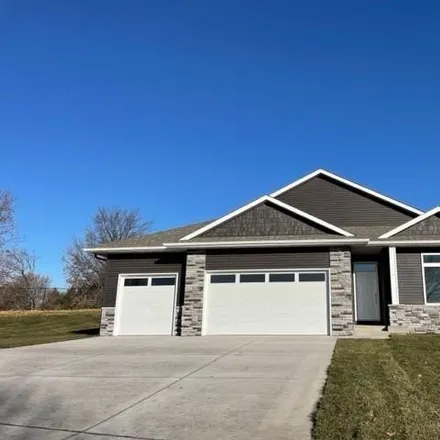 Buy this 4 bed house on 883 Lincolnshire Place in Coralville, IA 52241