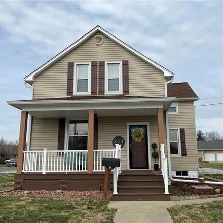 Buy this 4 bed house on 350 South Pine Street in Breese, IL 62230