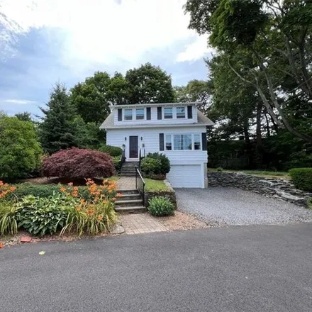Rent this 3 bed house on 10 Riverview Dr in Barrington, Rhode Island