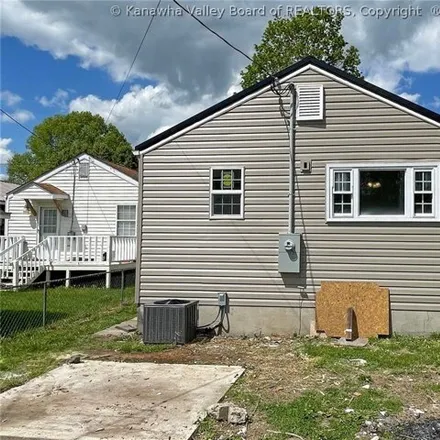 Image 7 - 1943 McKinley Avenue, St. Albans, WV 25177, USA - House for sale