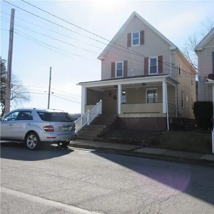 Image 1 - Pittsburgh Circle, Ellwood City, PA, USA - House for sale