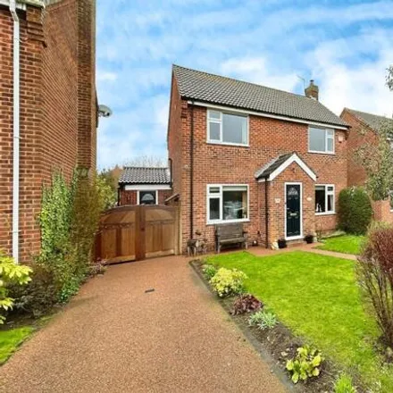 Buy this 5 bed house on Garth Avenue in North Duffield, YO8 5RP