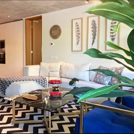 Rent this 2 bed apartment on Félix de Amesti 901 in 758 0386 Provincia de Santiago, Chile