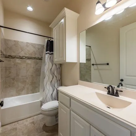 Rent this 3 bed apartment on 846 Knox Drive in Rockwall, TX 75087