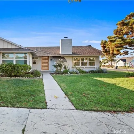 Rent this 3 bed house on 12071 Chianti Drive in Rossmoor, Orange County