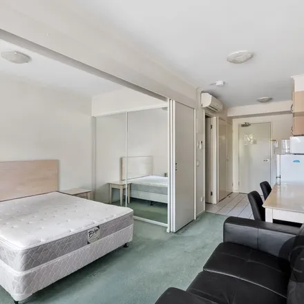 Rent this 3 bed apartment on 118 Franklin Street in Melbourne VIC 3000, Australia