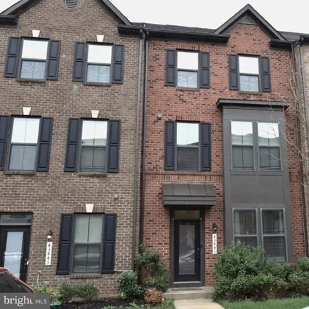 Rent this 4 bed townhouse on 43453 Apple Orchard Square in Moorefield Station, Loudoun County