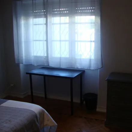 Rent this 6 bed room on Xenos_Barber in Rua do Arco do Carvalhão, 1070-219 Lisbon