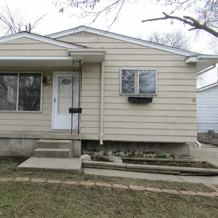 Image 2 - 3905 Joyner Street, Flint, MI 48532, USA - House for sale