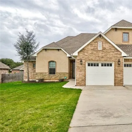 Buy this 4 bed house on unnamed road in Choctaw, OK 73045