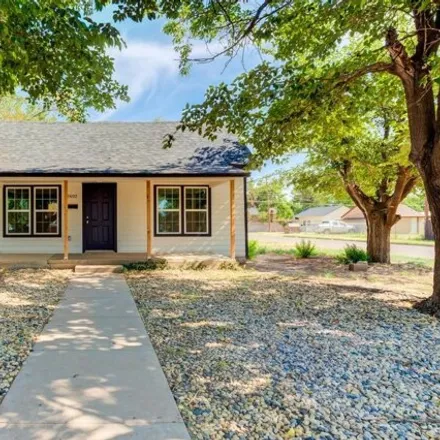 Buy this 3 bed house on 2602 22nd Street in Lubbock, TX 79410