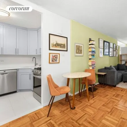 Buy this studio apartment on The Churchill in 300 East 40th Street, New York