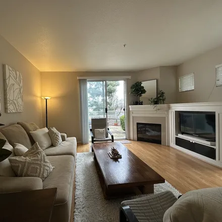 Rent this 2 bed house on Aliso Viejo in CA, US