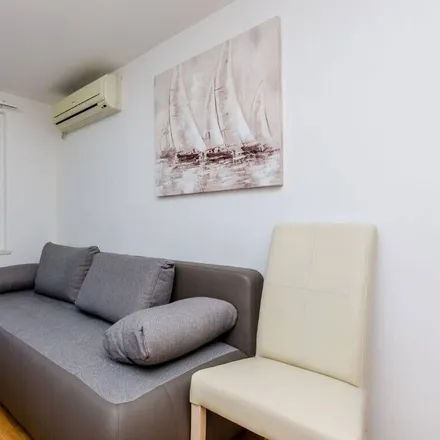 Image 2 - Pomena, Dubrovnik-Neretva County, Croatia - Apartment for rent