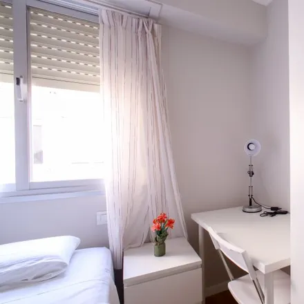 Rent this 4 bed room on Carrer dels Sants Just i Pastor in 151, 46022 Valencia