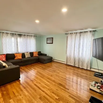 Image 3 - 146-15 232nd Street, New York, NY 11413, USA - Apartment for rent