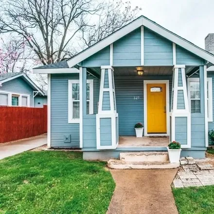 Buy this 2 bed house on 516 South Rosemont Avenue in Dallas, TX 75208