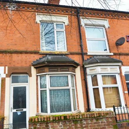 Buy this 2 bed townhouse on Westbury Road in Leicester, LE2 6AG