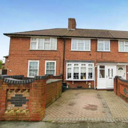Buy this 3 bed townhouse on Framlingham Crescent in London, SE9 4AH