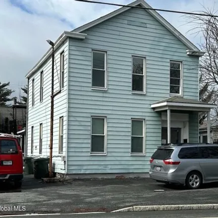 Rent this 1 bed apartment on 405 3rd Avenue in City of Watervliet, NY 12189
